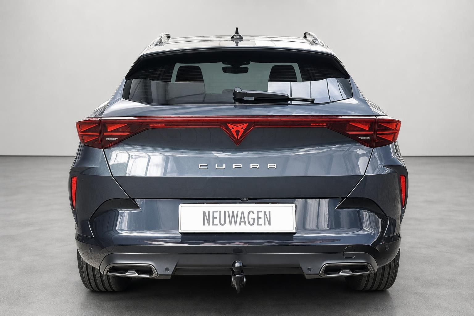 Cupra Formentor Heckansicht mit Cupra Schriftzug, Neuwagen