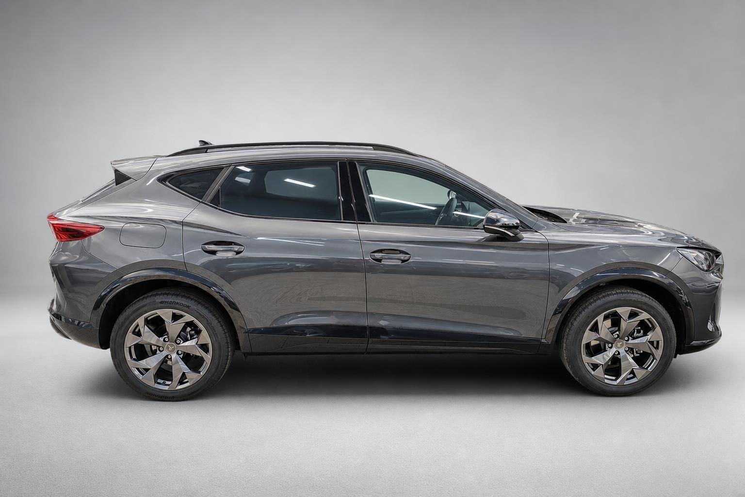 Cupra Formentor Kompakt-SUV, Seitenansicht mit Alufelgen