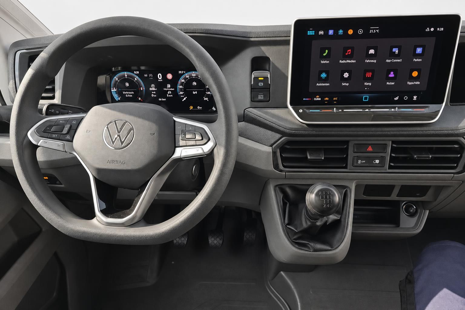 VW Crafter Cockpit mit Lenkrad und digitalem Tacho