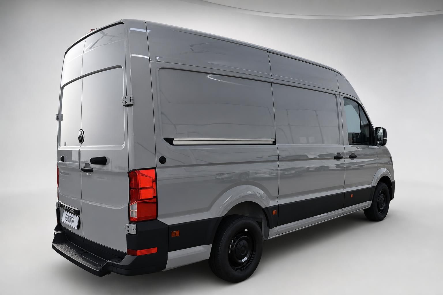 VW Crafter Transporter Heck- und Seitenansicht schräg