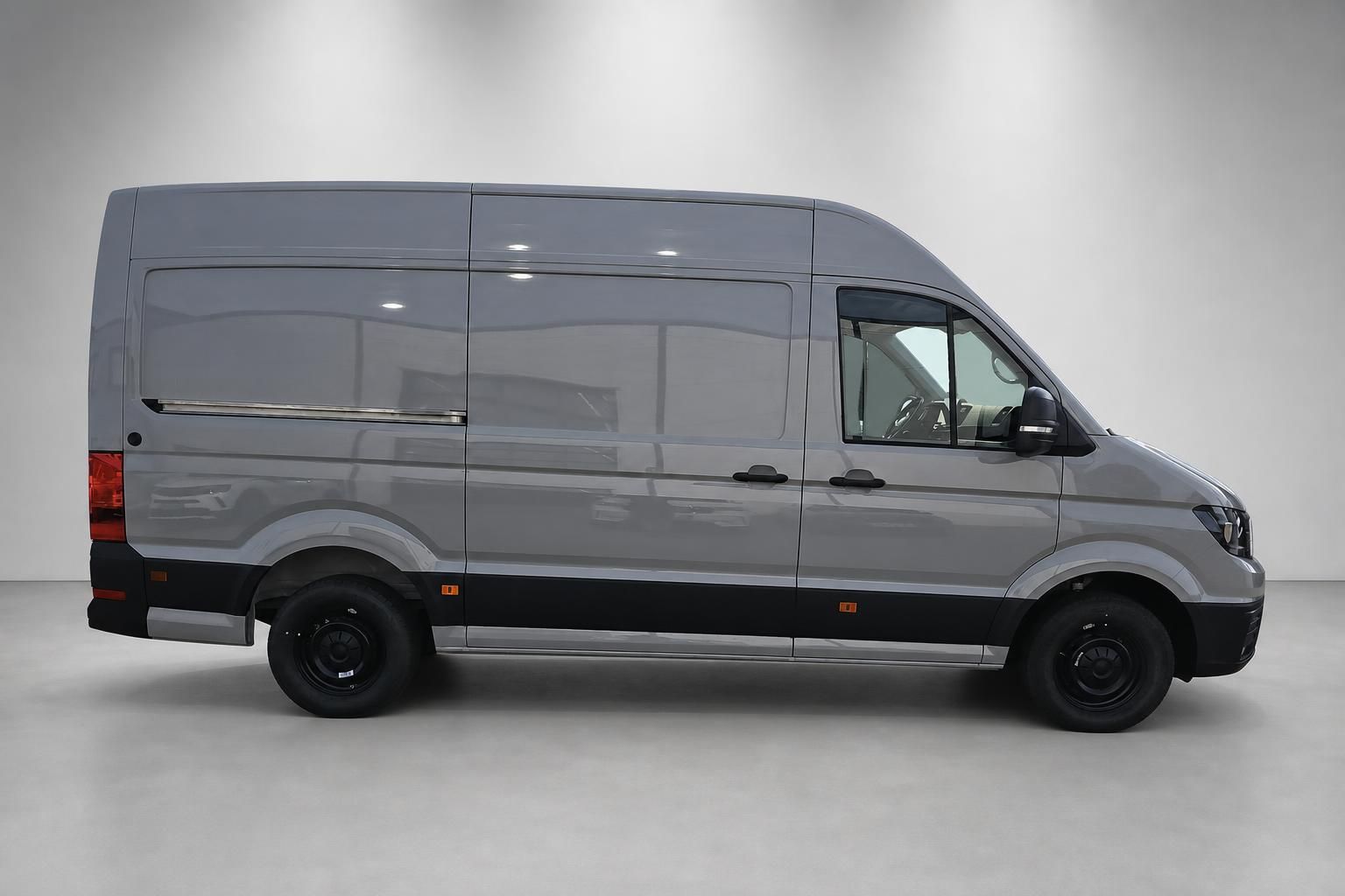 VW Crafter Kastenwagen Seitenansicht in Grau