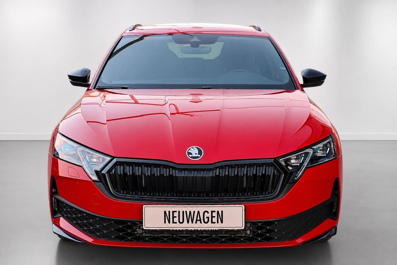 Skoda Octavia Combi Hybrid rot, Frontansicht Neuwagen
