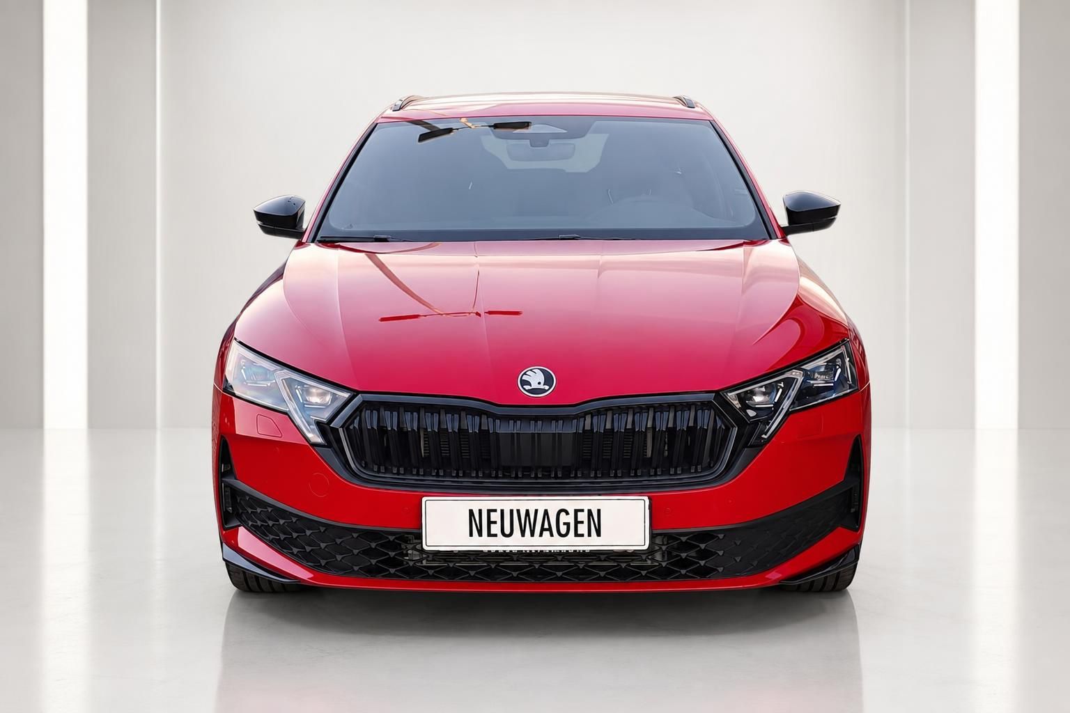 Skoda Octavia Combi in Rot, Frontansicht als Neuwagen im Studio