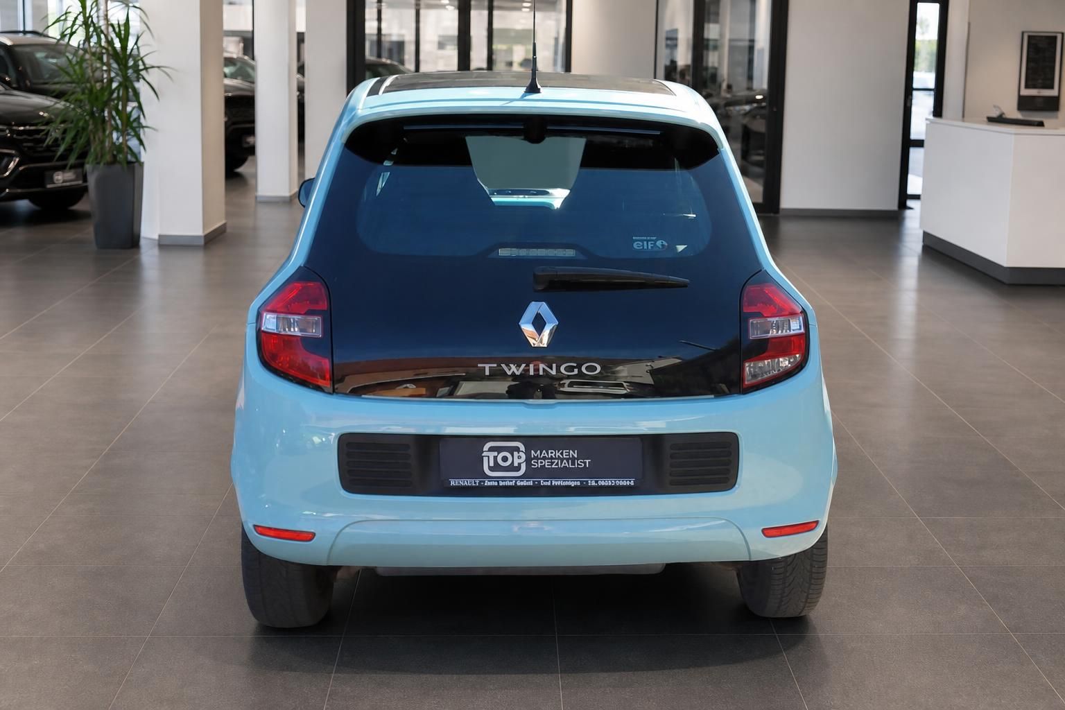 Renault Twingo hellblau Heckansicht gerade – zweifarbige Lackierung blau mint