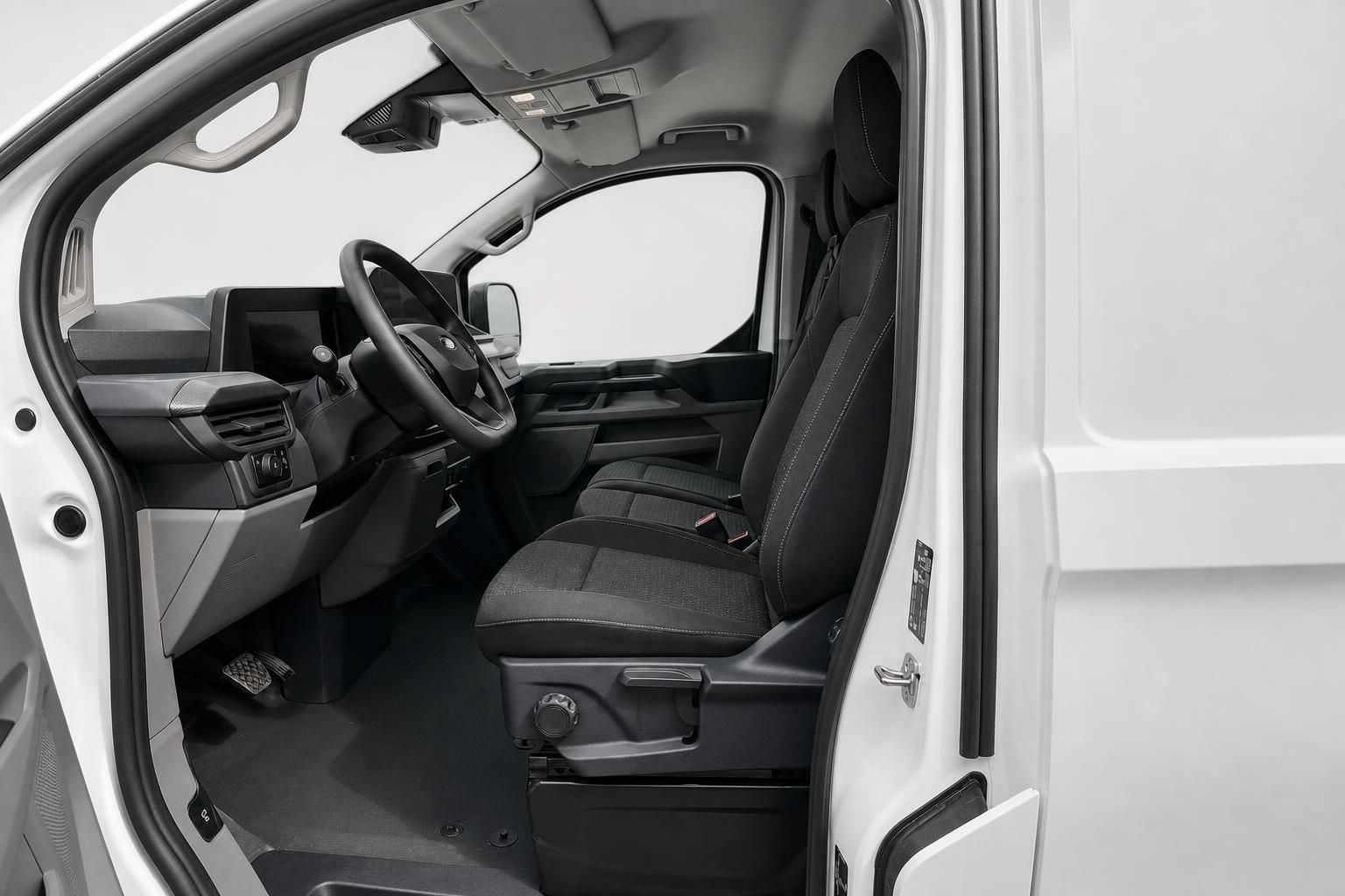 Ford Transit Custom Innenraum Fahrersitz und Cockpit Ansicht