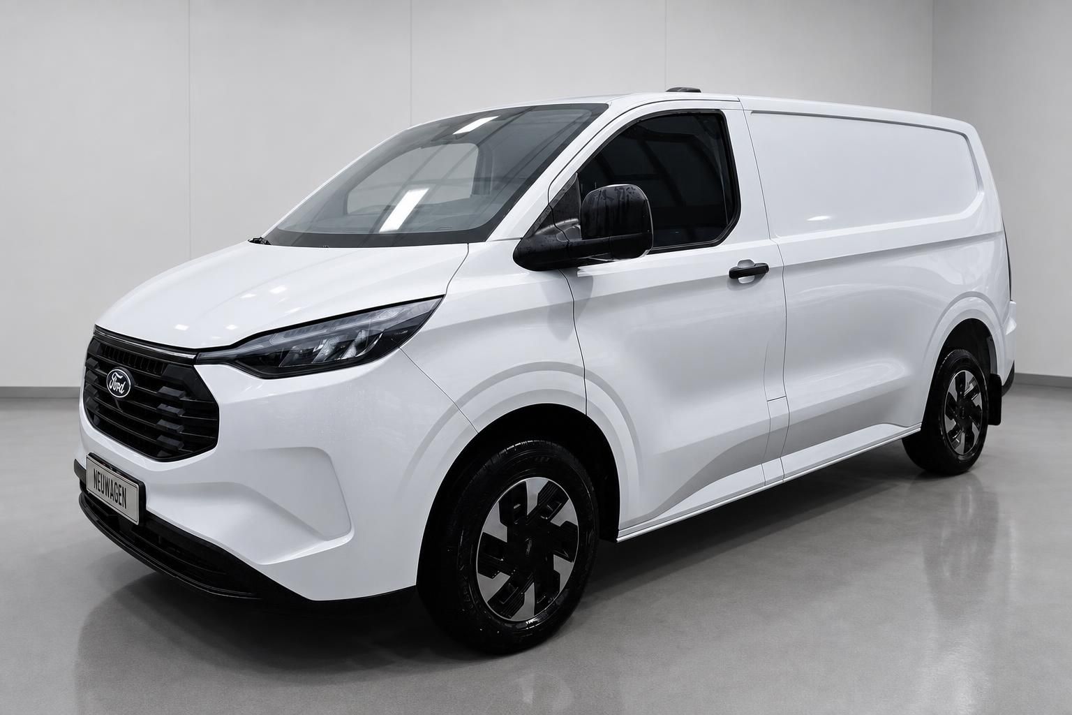 Ford Transit Custom weiß Kastenwagen Frontansicht schräg