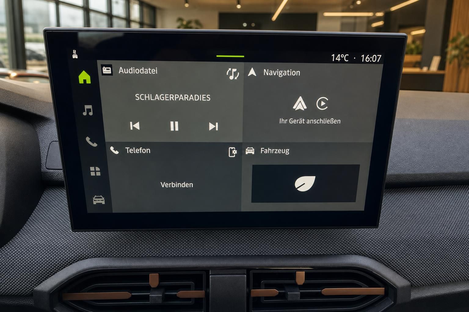 Fahrzeug Infotainment-Bildschirm mit Navigation und Audio-Funktionen