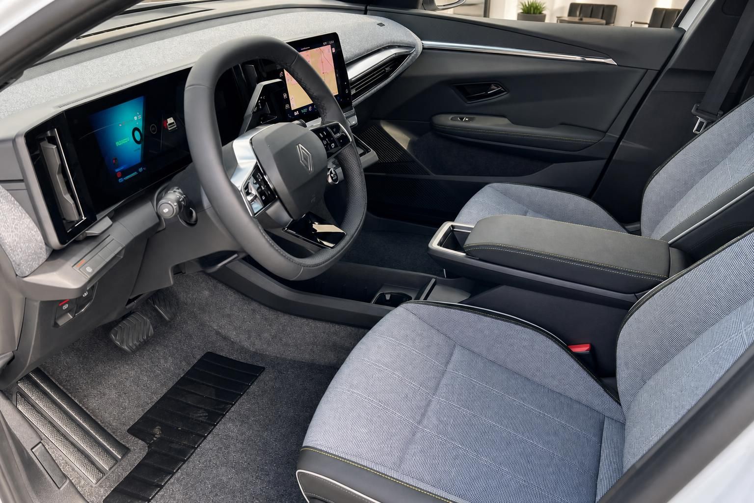 Renault Megane E-Tech Innenraum, Sitze und Armaturenbrett Detailansicht
