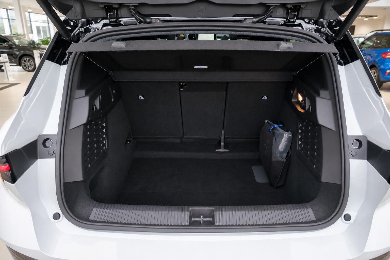 Mitsubishi Eclipse Cross EV Kofferraum mit viel Stauraum