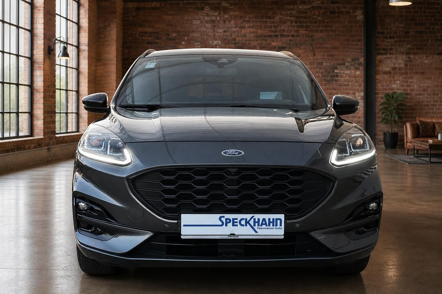 Ford Kuga Frontansicht in Grau bei Autohaus Speckhahn