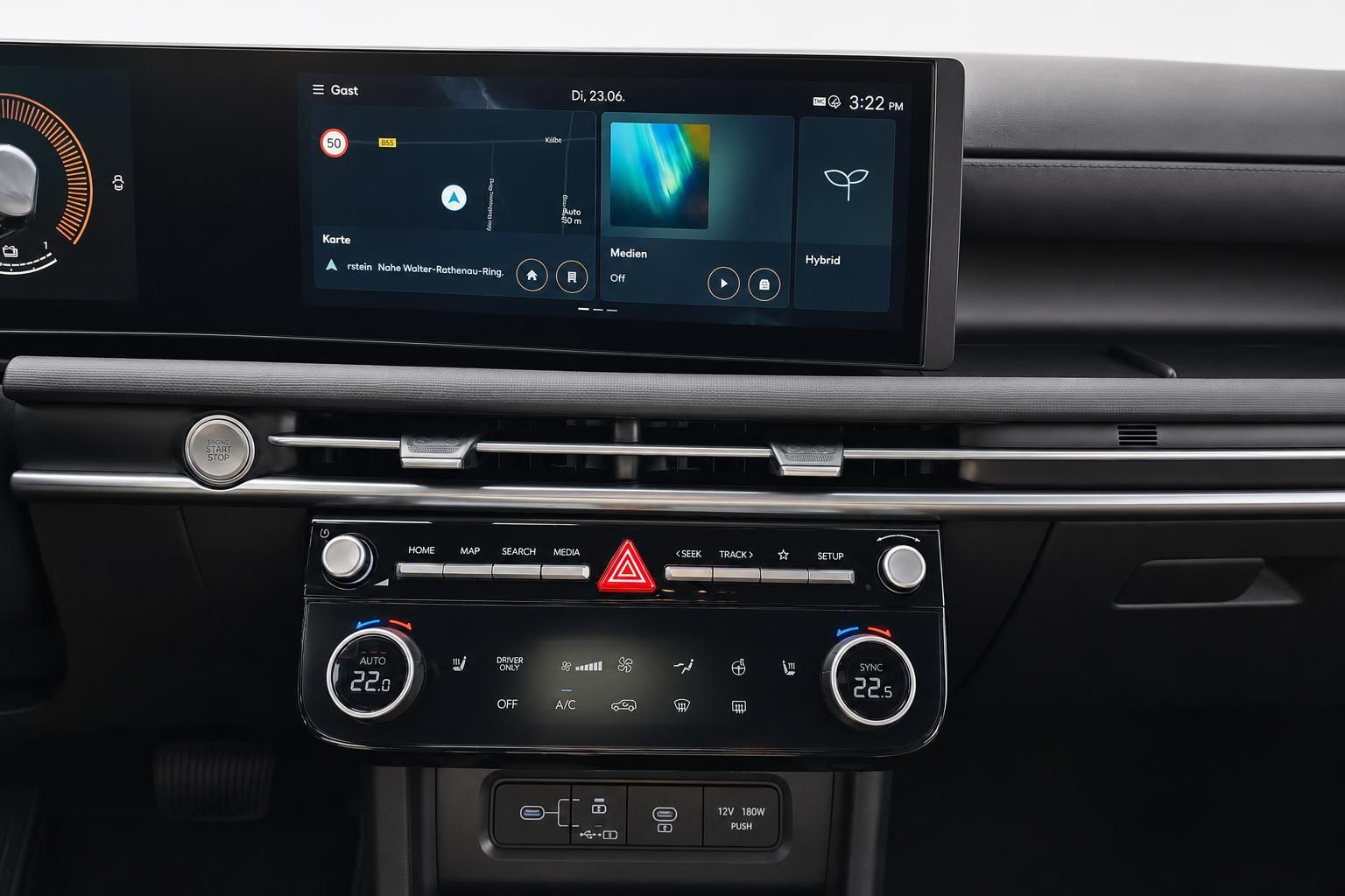 Hyundai Mittelkonsole mit Touchscreen und Klimabedienung Detail