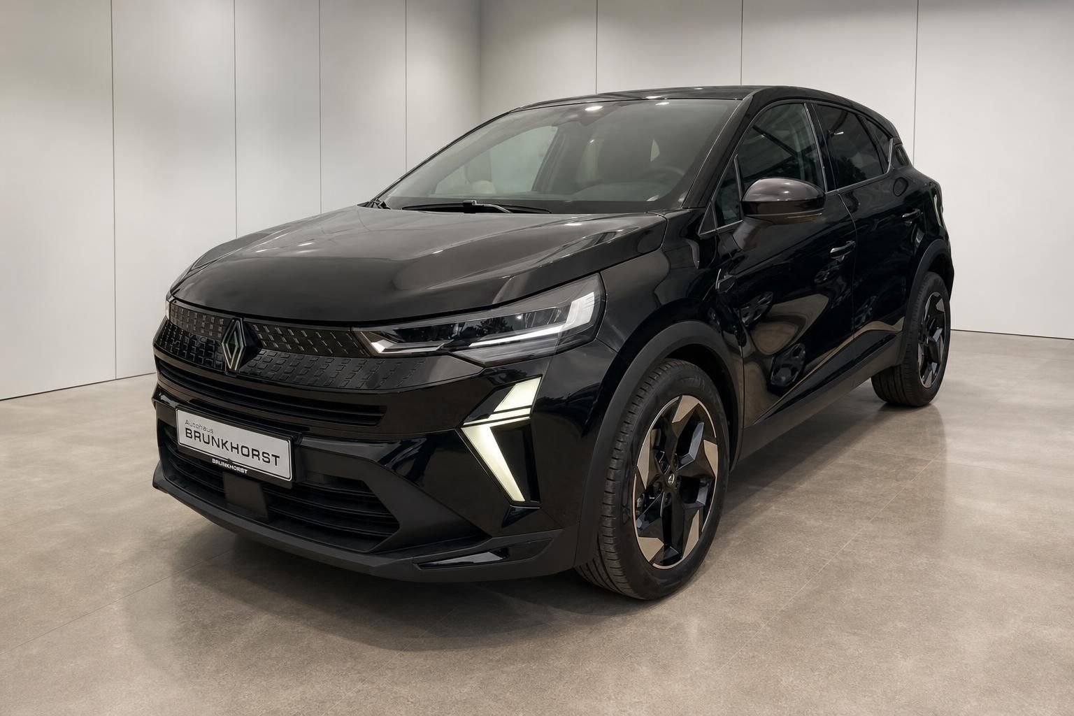 Renault Captur schwarz Frontansicht schräg – Neufahrzeug im Autohaus Brunkhorst