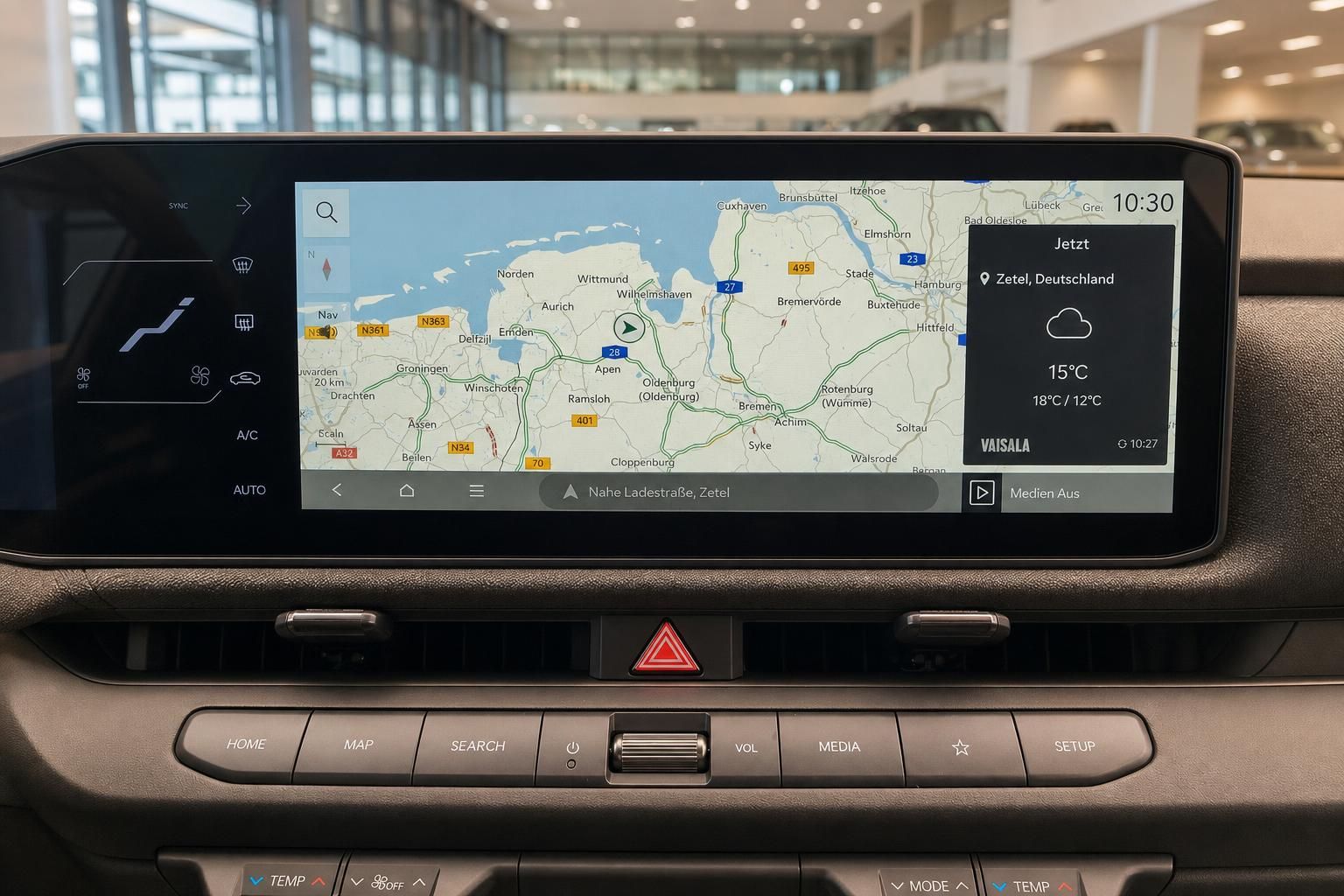 Navigationssystem und Bedienfeld im Kia Infotainment Display