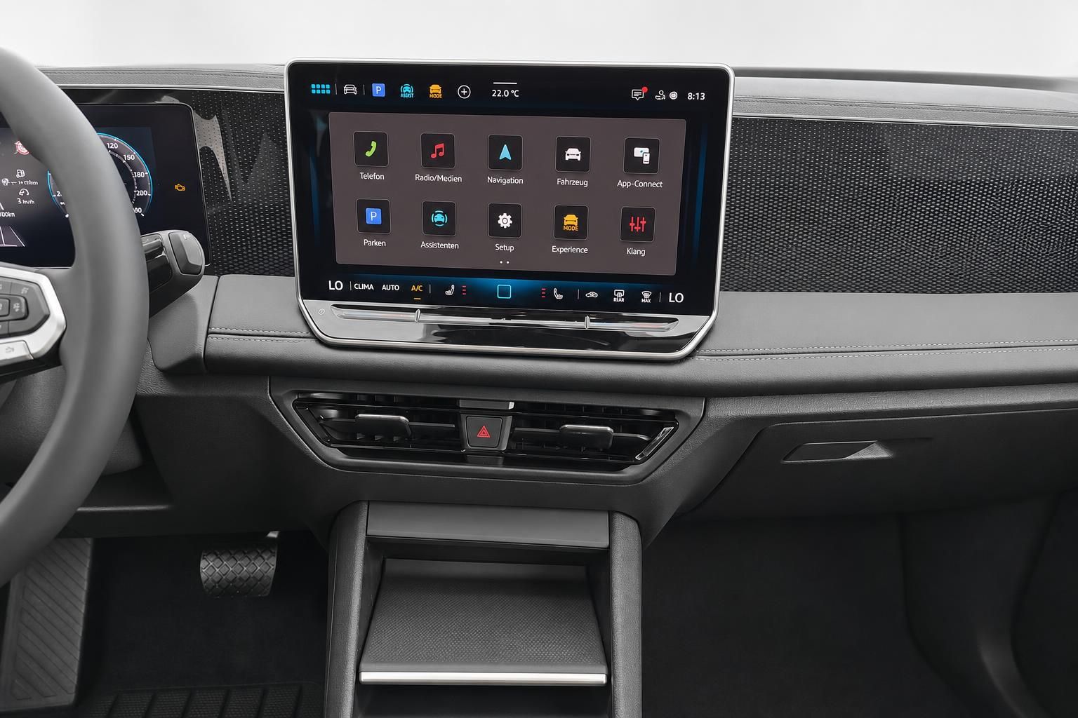 VW Cockpit mit Touchscreen Infotainment und Klimabedienung