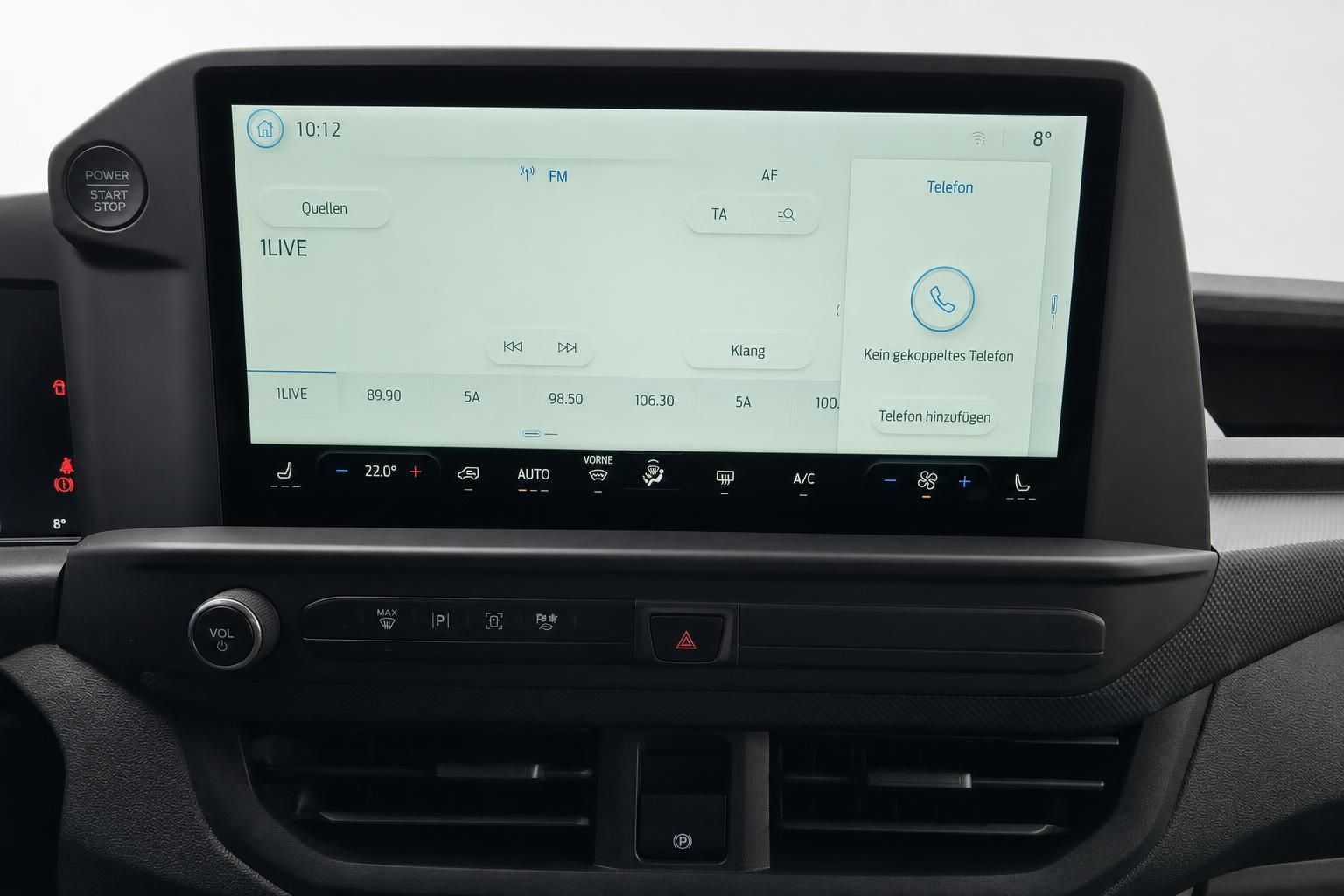 Ford Infotainment-Display mit Radio- und Telefonfunktion im Detail