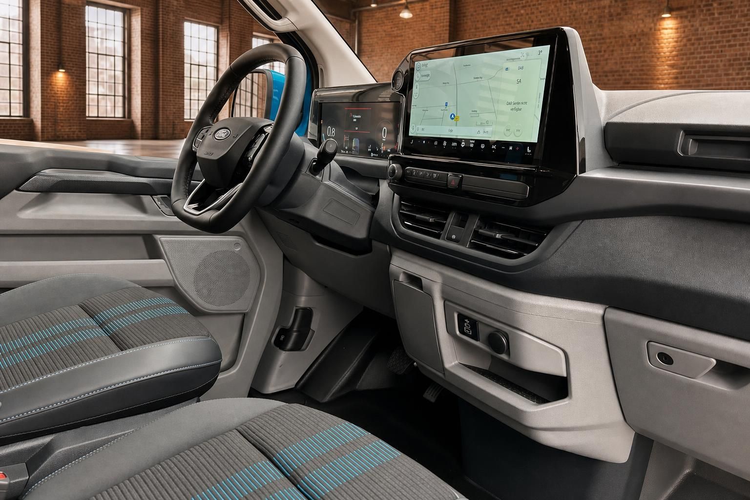 Ford Transit Armaturenbrett mit Touchscreen und Sitzen im Blick