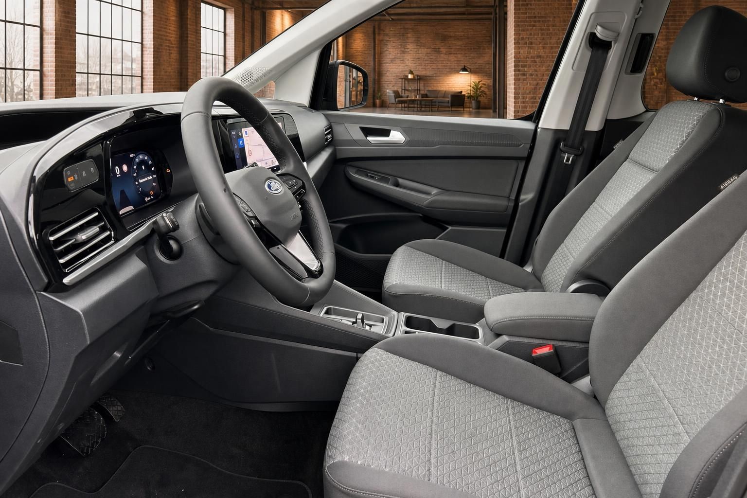 Ford Innenraum Vordersitze mit Cockpit und Multifunktionslenkrad