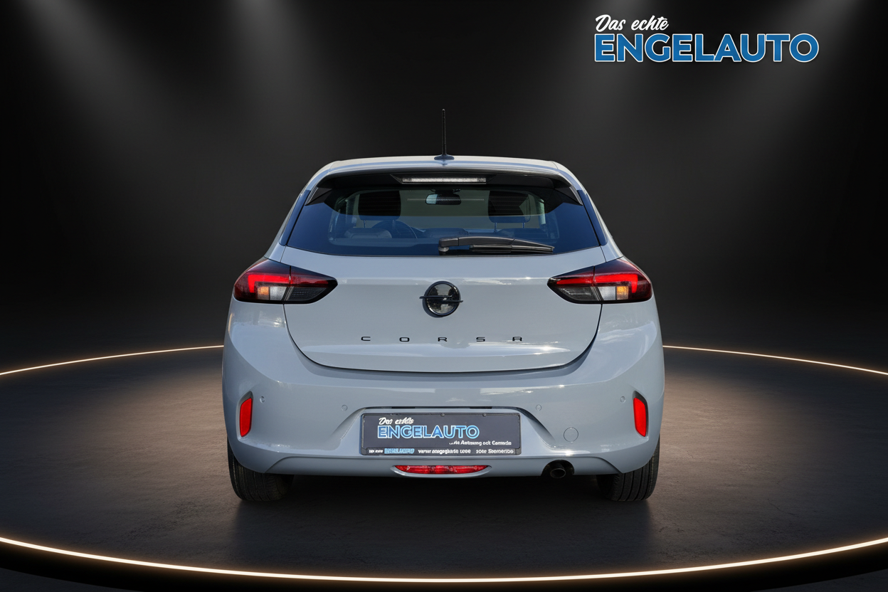 Opel Corsa Heckansicht in weiß - Kompaktwagen mit LED-Rückleuchten bei Das echte Engelauto Autohaus