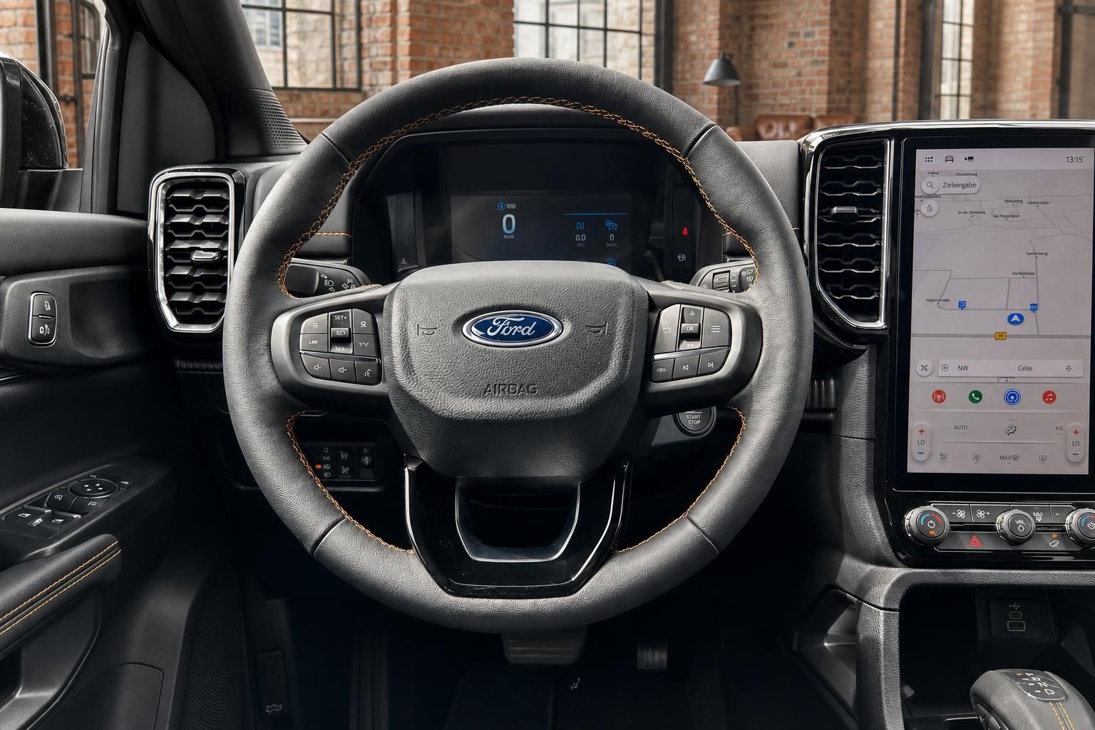 Ford Ranger Wildtrak Lenkrad mit Ford-Logo, Multifunktionstasten und digitalem Kombiinstrument