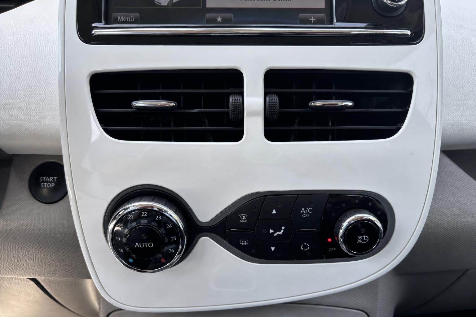 Renault ZOE Klimaautomatik Bedieneinheit mit Start-Stop-Knopf und Lüftungsdüsen