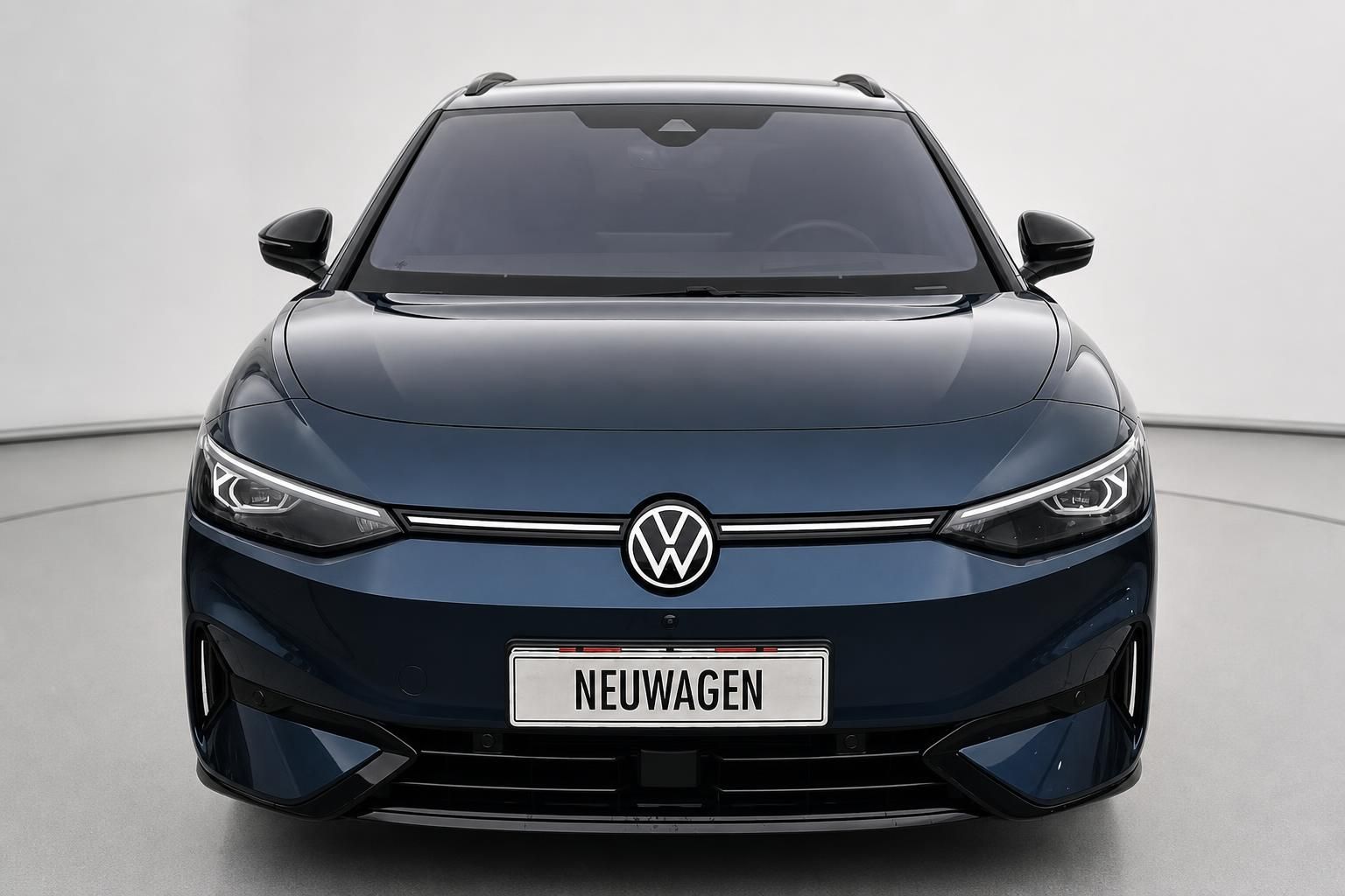 VW ID.7 Tourer Frontansicht mit Kennzeichenhalter Neuwagen