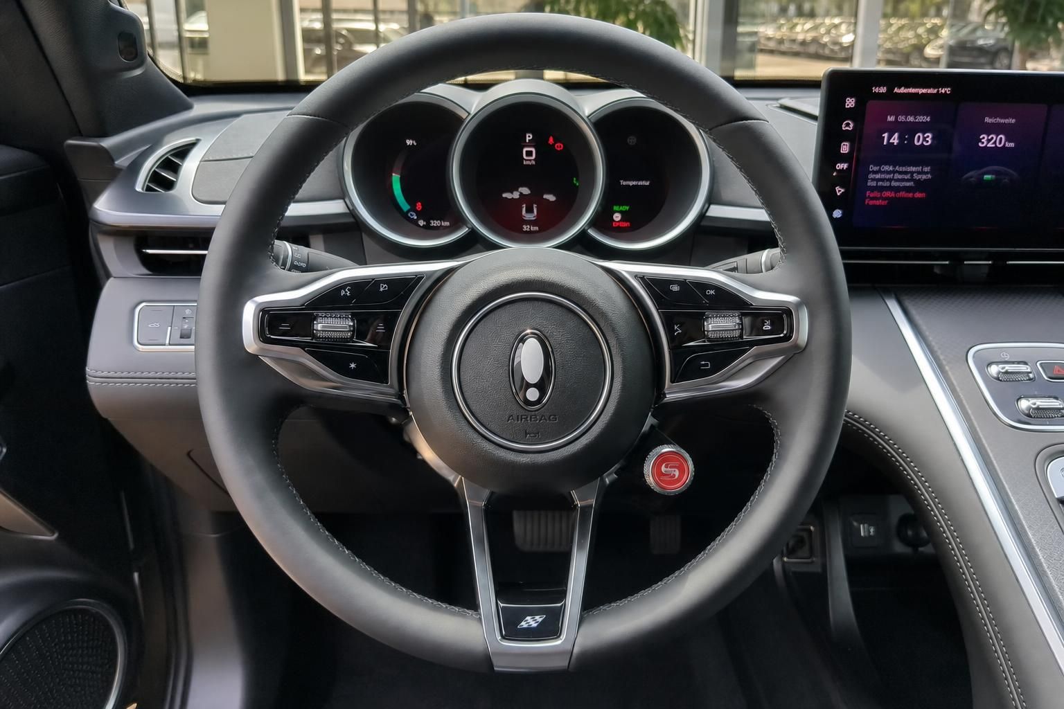ORA Elektroauto Lenkrad - Multifunktionslenkrad mit digitalen Anzeigen und Bedienknöpfen