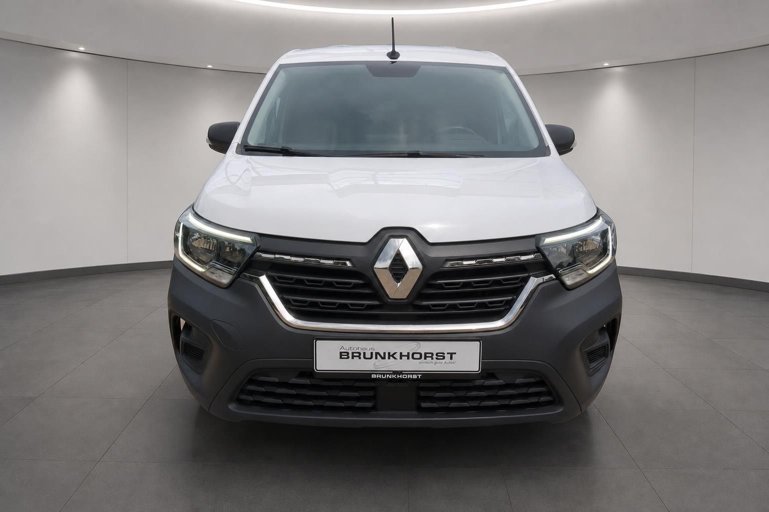 Renault Kangoo weißer Nutzfahrzeug Frontansicht direkt von vorne - Autohaus Brünkhorst