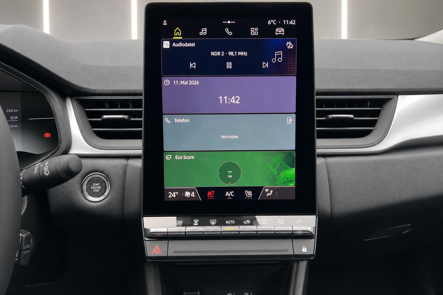 Renault Symbioz Infotainment-System mit Touchscreen und Navigationsdisplay