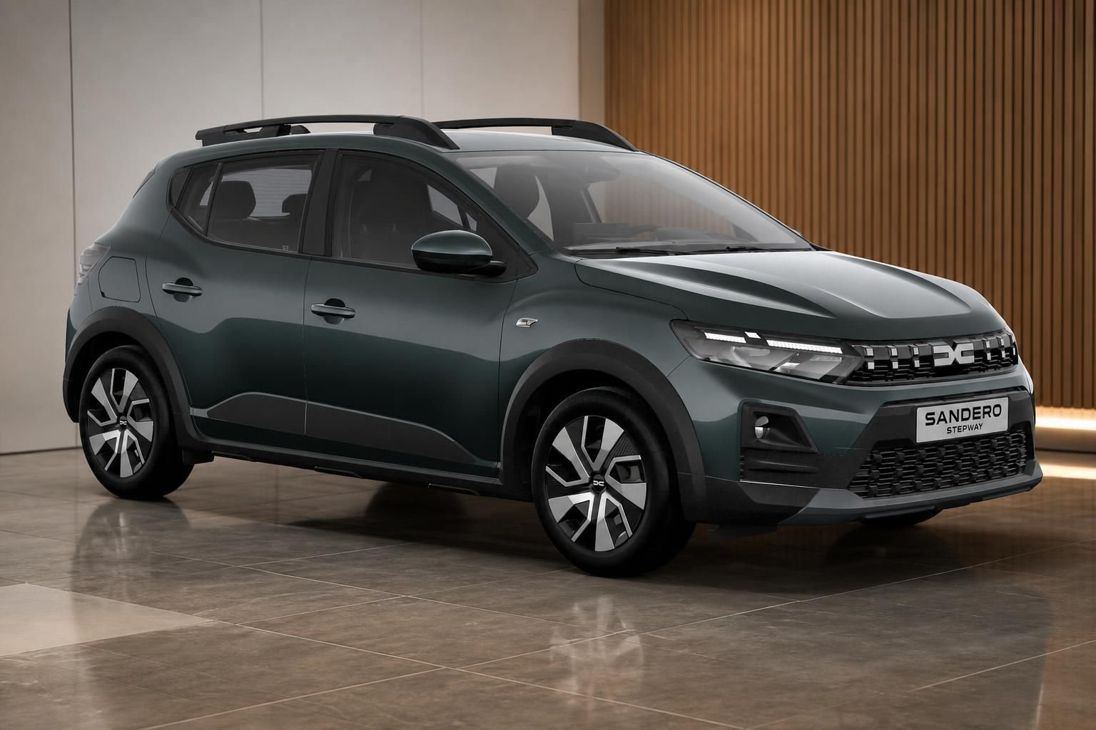 Dacia Sandero Stepway in Dunkelgrün, Frontansicht seitlich im Showroom