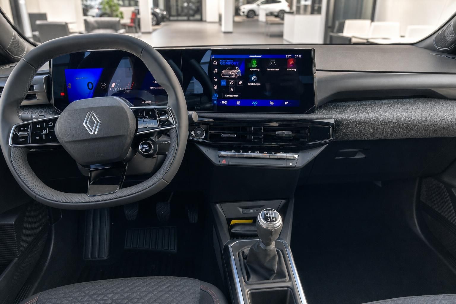 Renault Clio Cockpit mit digitalem Display und Lenkrad