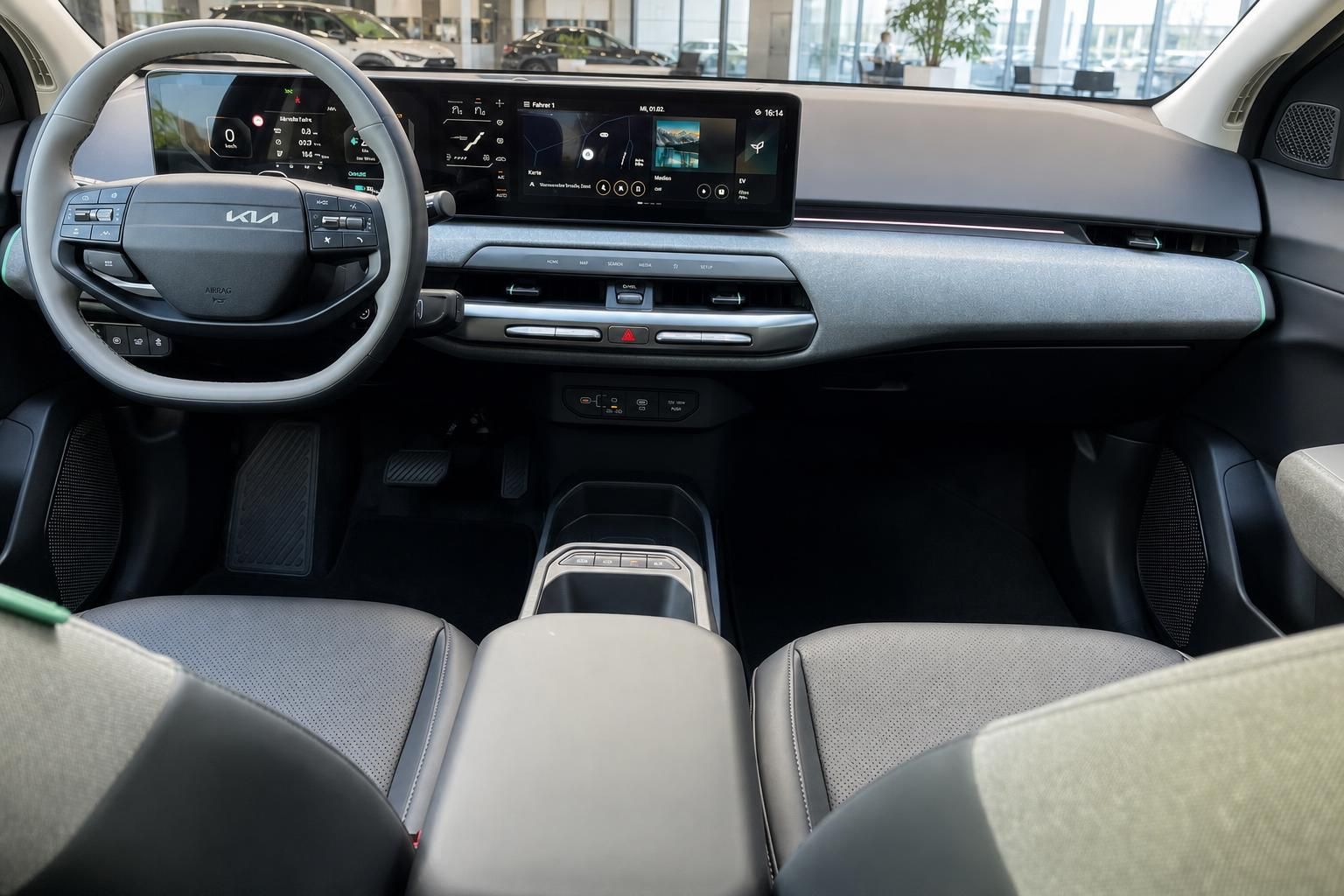 Kia EV4 Cockpit mit Curved Display und Mittelkonsole