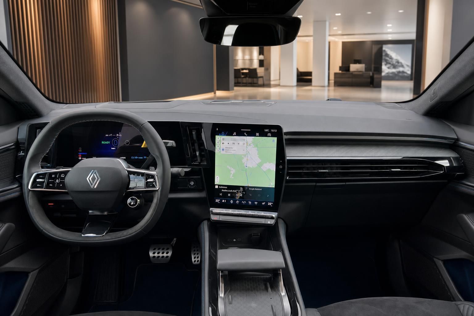 Moderne Fahrzeug-Cockpitansicht mit großem Touchscreen, digitalem Tacho und Renault Lenkrad