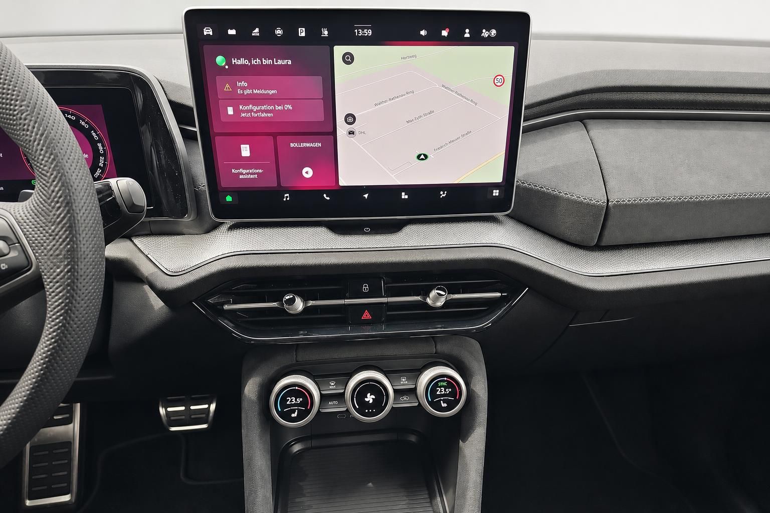 Skoda Infotainment-System mit Navigation und Klimabedienung im Detail