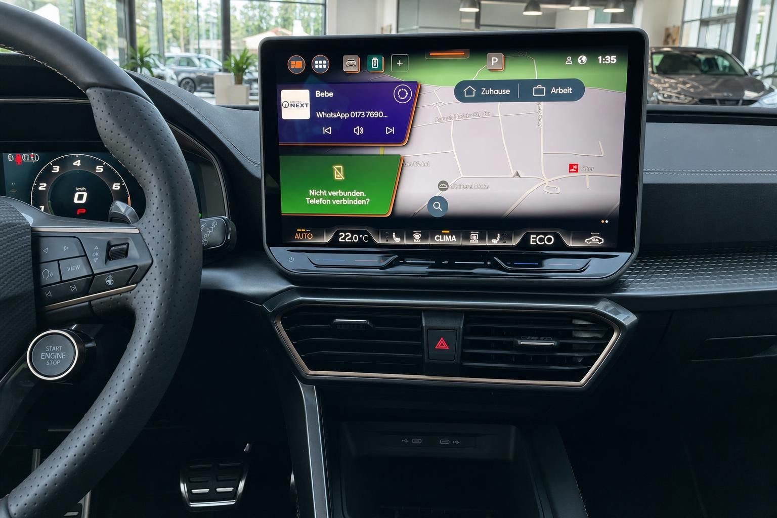 Cupra Leon Mittelkonsole mit Touchscreen und Navigation