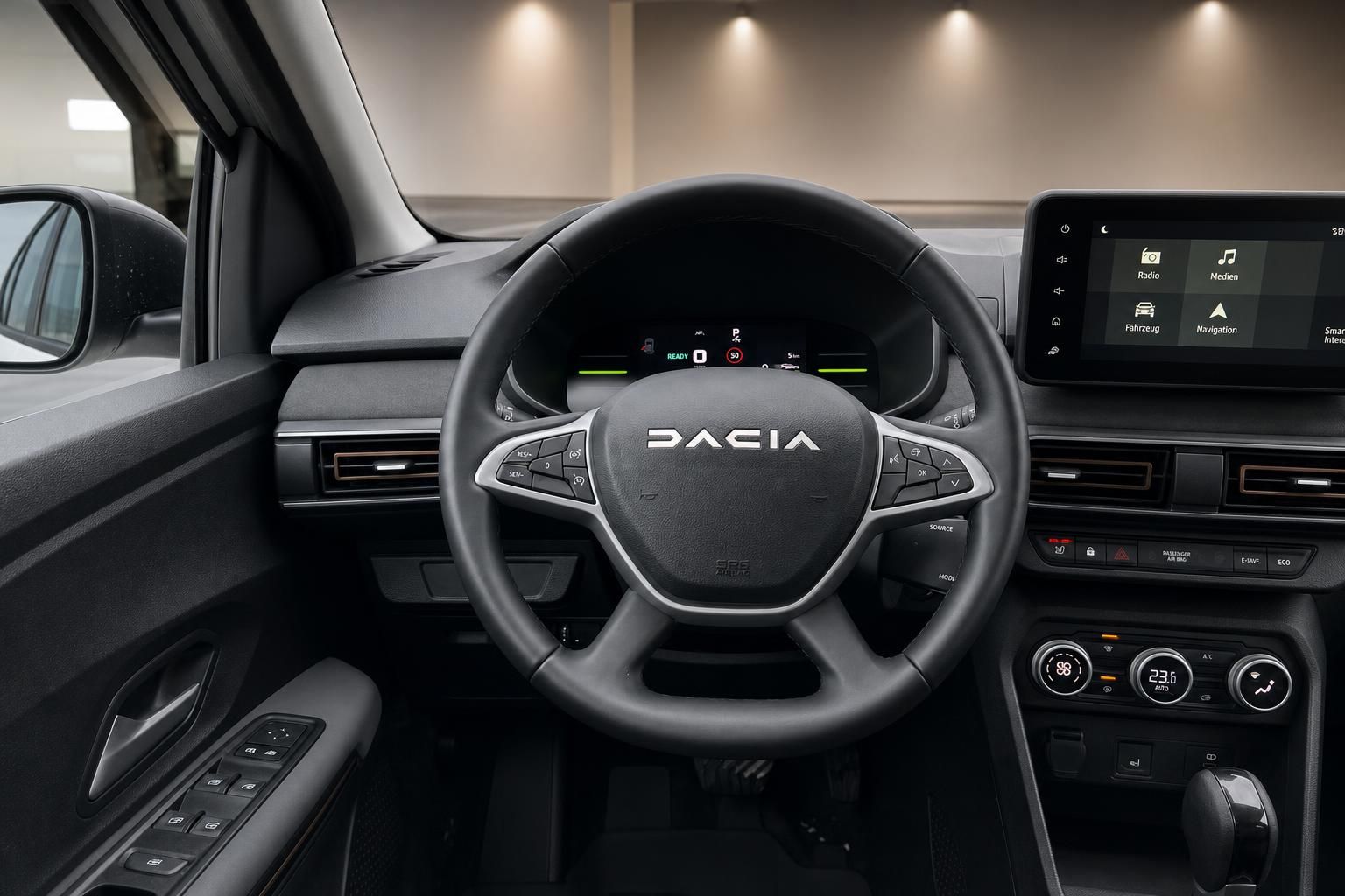 Dacia Innenraum mit Lenkrad, Armaturenbrett und Touchscreen Display
