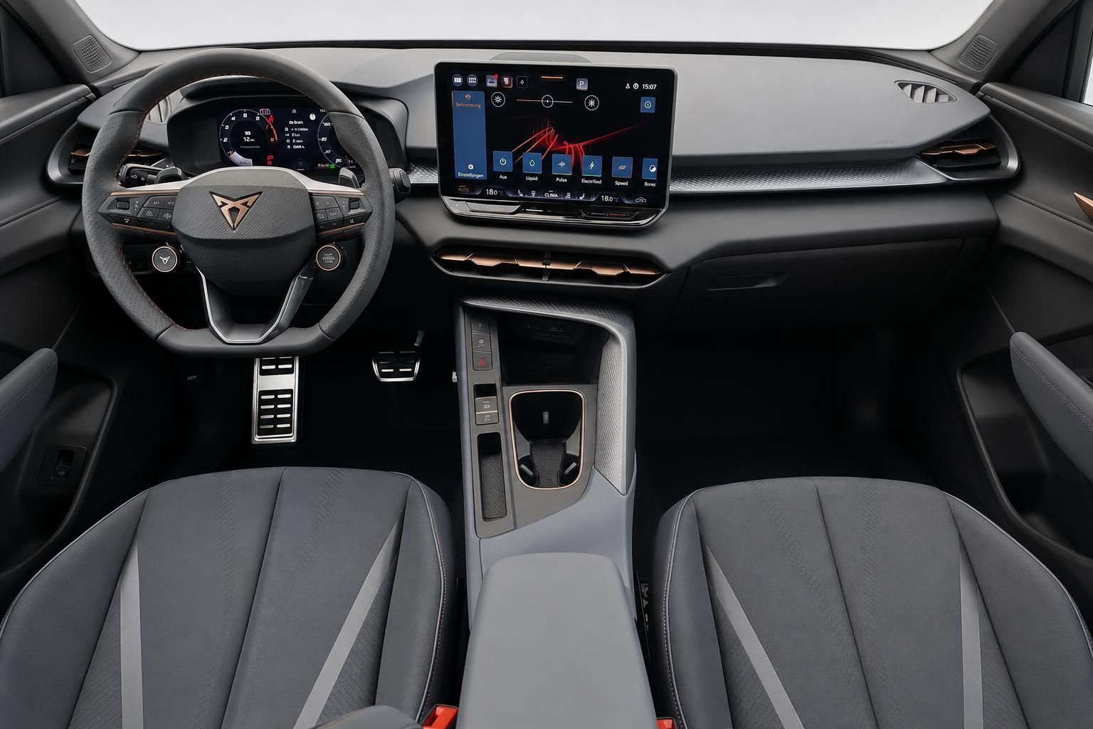 Cockpit des Cupra mit Lenkrad, Digitaltacho und Infotainment-Display