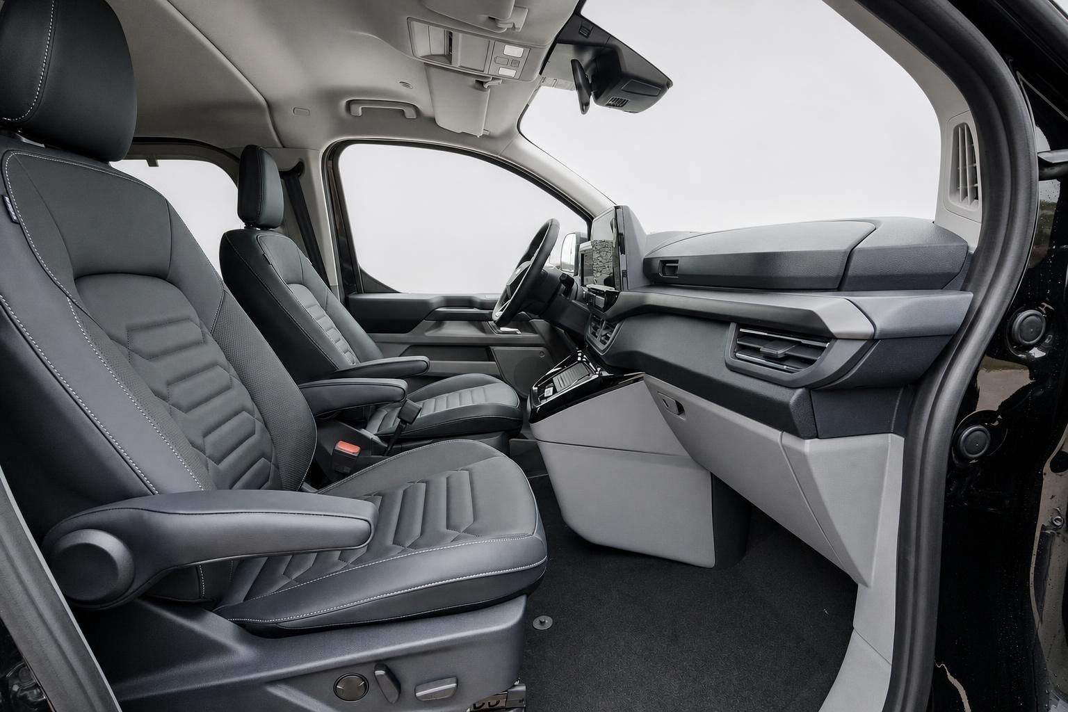 Ford Tourneo Custom Innenraum vordere Sitze und Cockpit