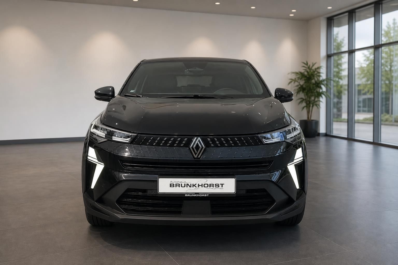 Renault Captur schwarz Frontansicht gerade – SUV im Showroom Autohaus Brunkhorst