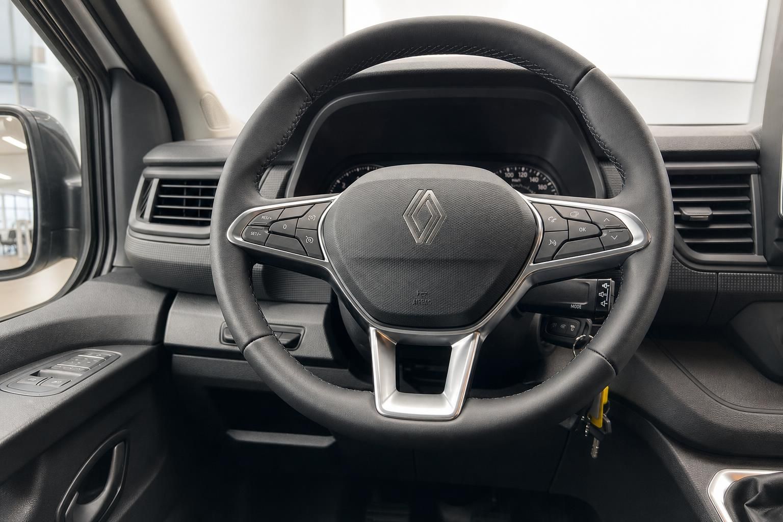 Renault Lenkrad Innenausstattung Detail mit Bedienungselementen