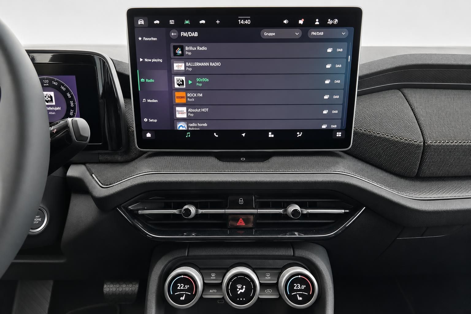 Skoda Infotainmentsystem mit Radiosender-Auswahl im Detail