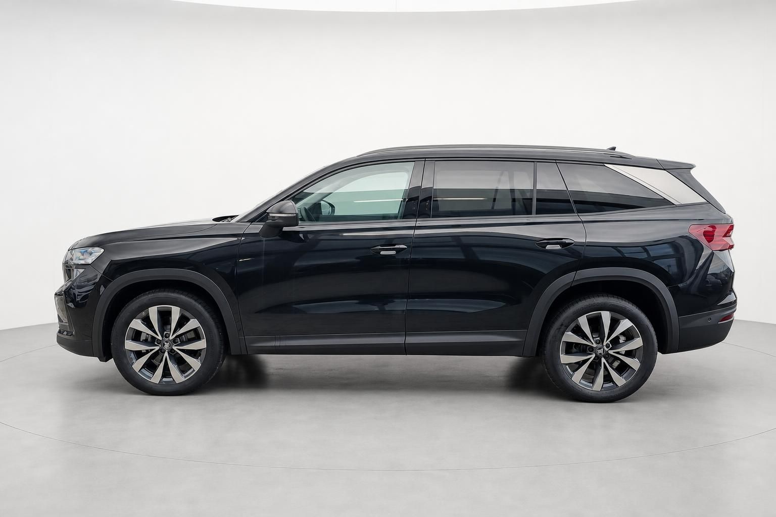 Skoda Kodiaq schwarz Seitenansicht Neuwagen SUV