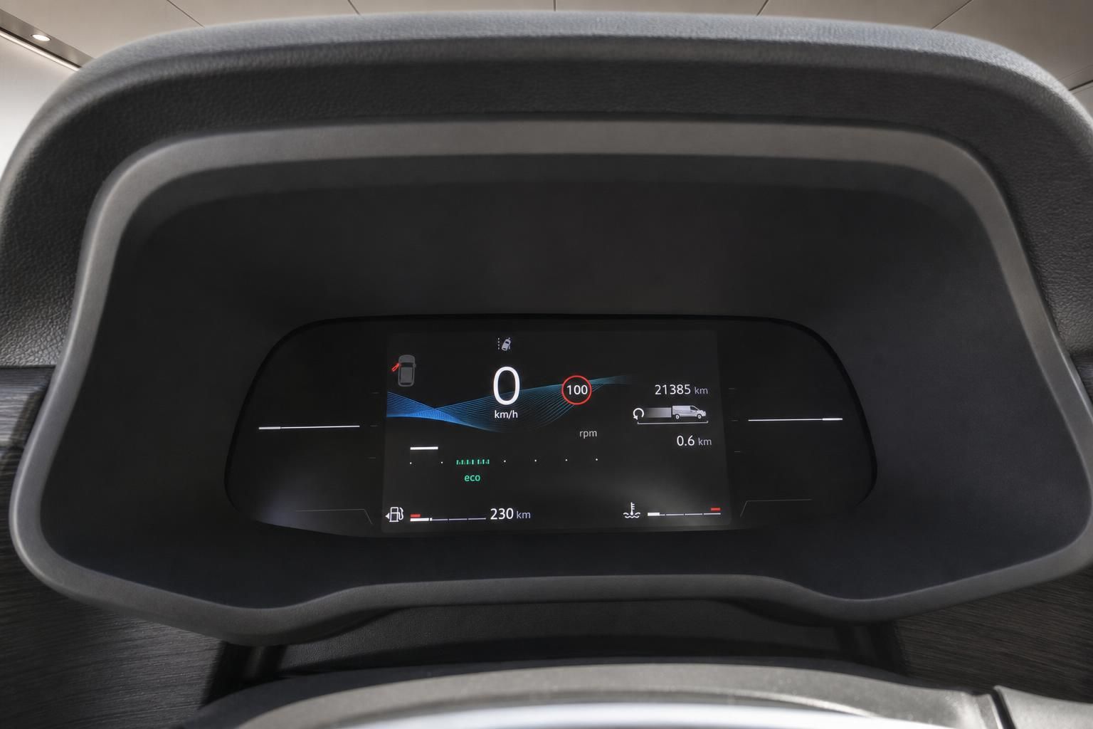Digitales Kombiinstrument mit Tacho und Fahrzeugdaten - Armaturenbrett Innenraum