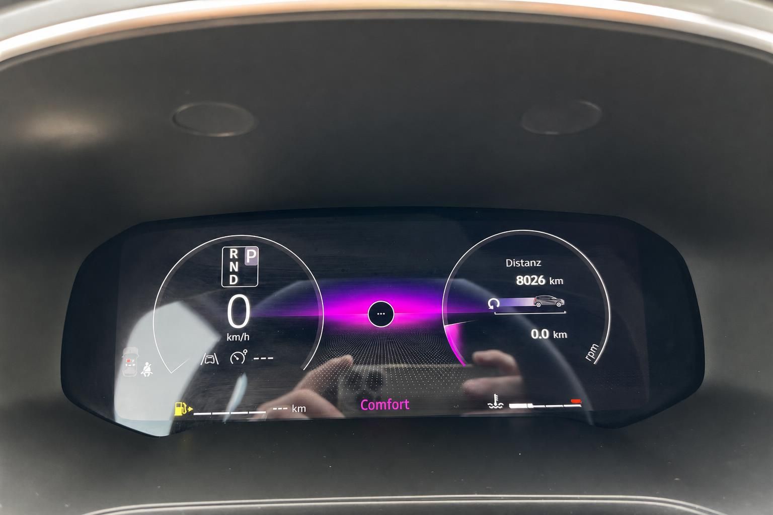 Digitales Kombiinstrument Fahrzeug Armaturenbrett mit Tacho Geschwindigkeitsanzeige und Comfort Modus