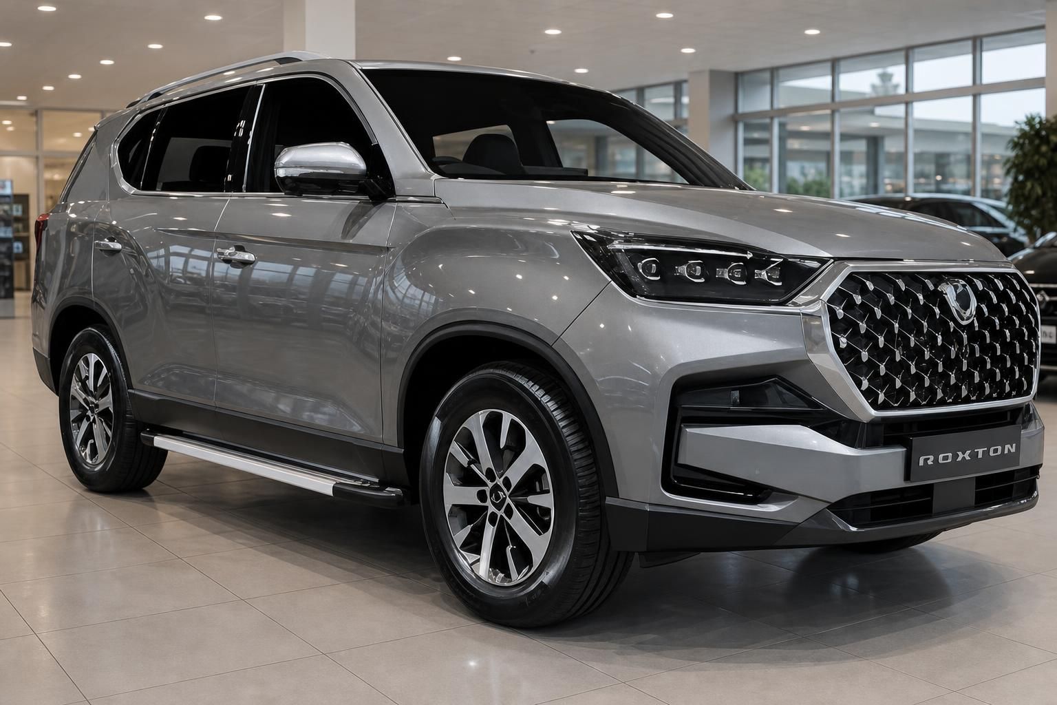 SsangYong Rexton SUV silber Schrägansicht vorne rechts im Autohaus