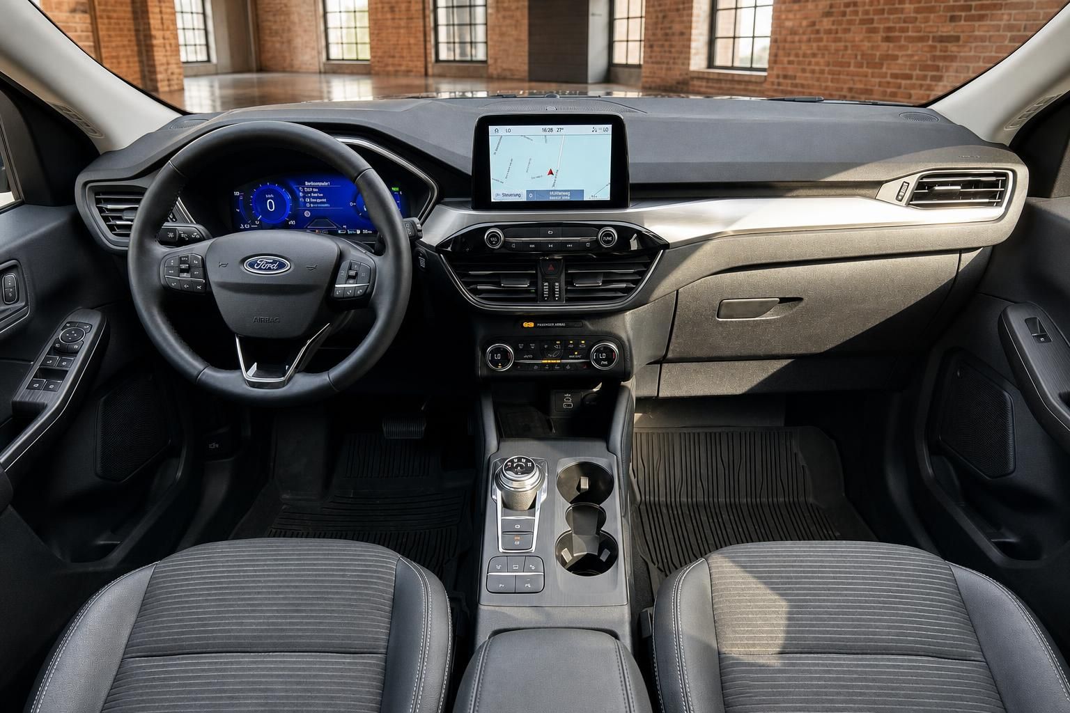 Ford Innenraum Cockpit Gesamtansicht mit Lenkrad und Vordersitzen