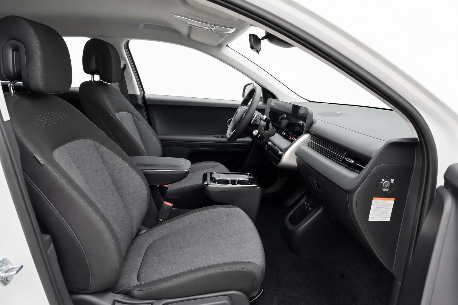Vordersitze und Armaturenbrett des Hyundai Ioniq 5 im Detail