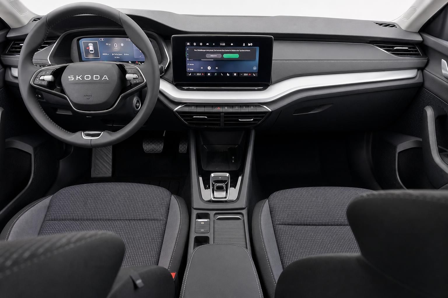 Škoda Octavia Cockpit mit Lenkrad, Touchscreen und Vordersitzen