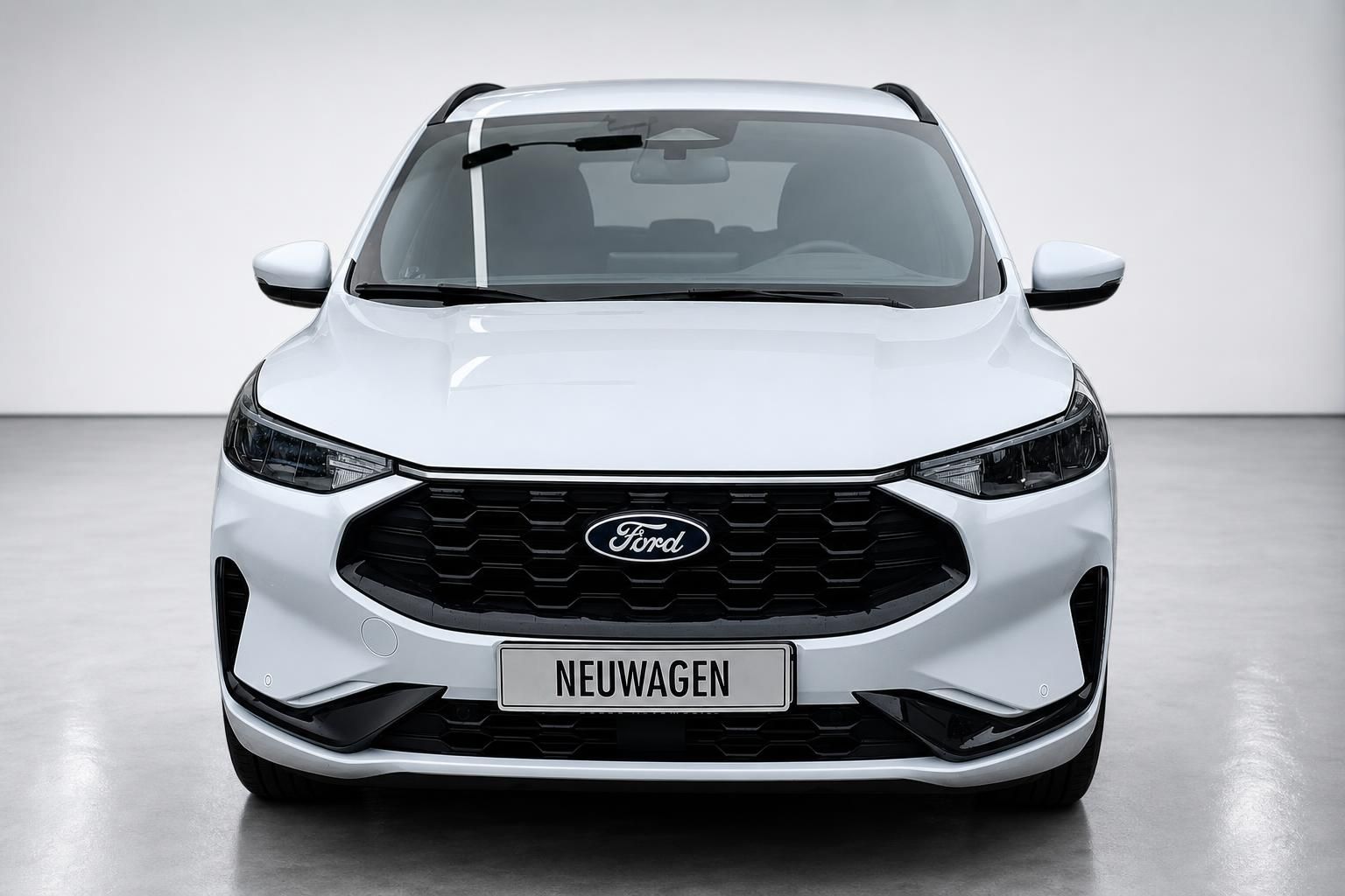Ford SUV Frontansicht in Weiß, Studioaufnahme mit Kühlergrill