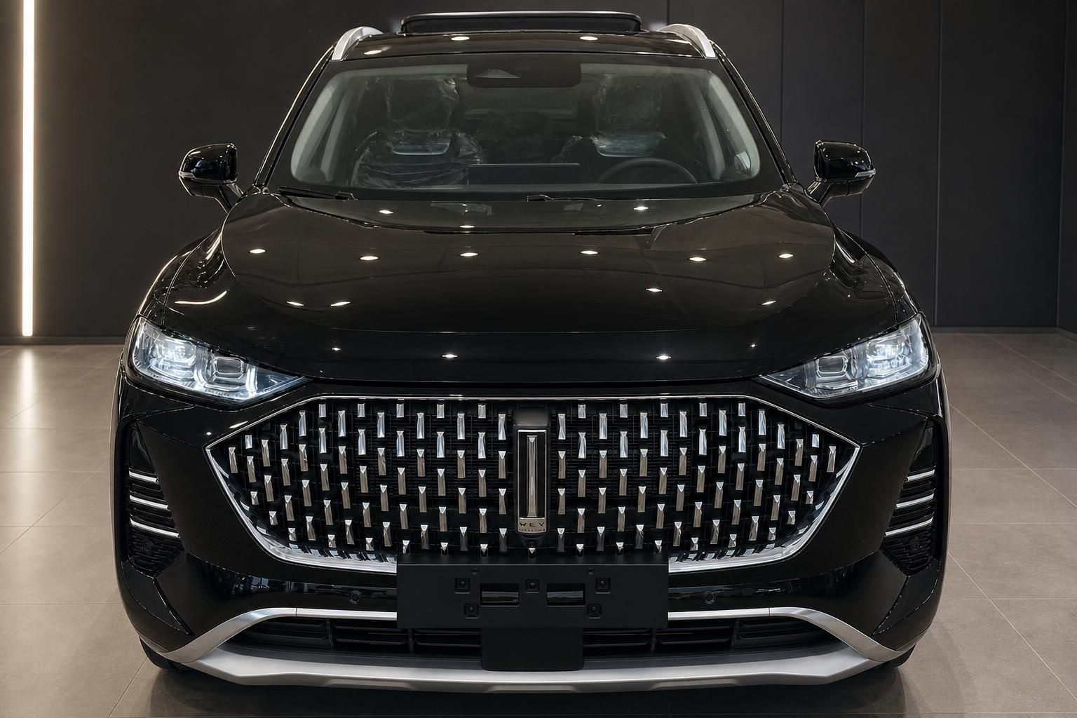 WEY SUV Frontansicht direkt mit Kuehlergrill und LED Scheinwerfern