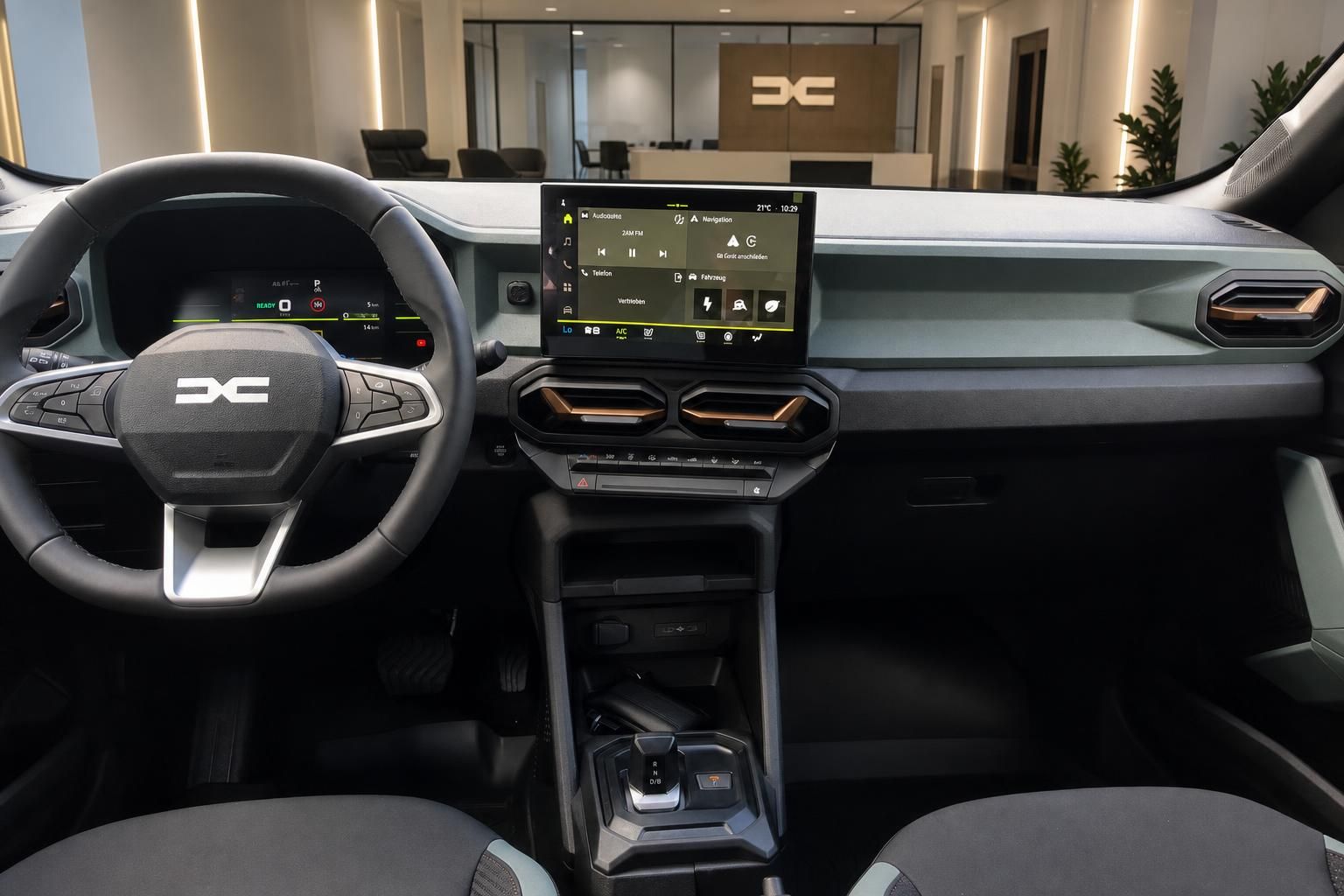 Dacia Duster Cockpit mit Lenkrad und Touchscreen Innenansicht